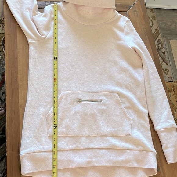 FABLETICS tunic top - Picture 8 of 8